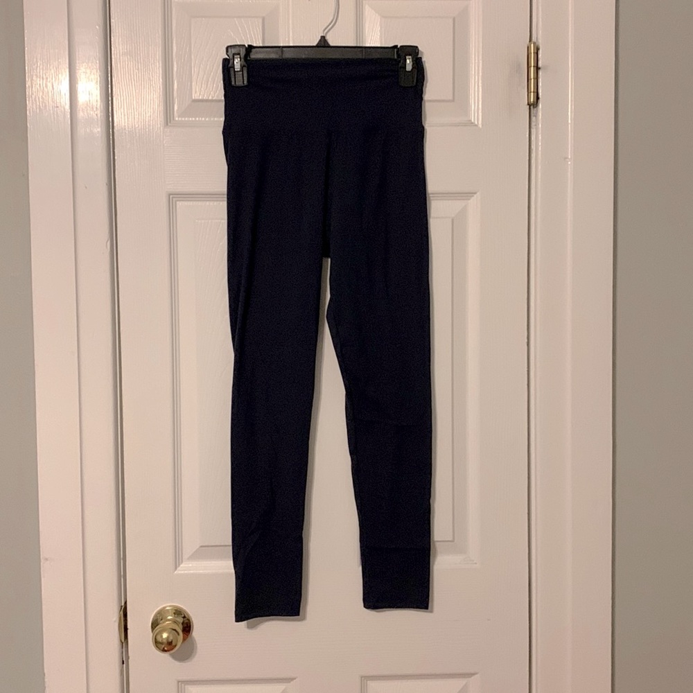 Small/medium women’s comfy leggings